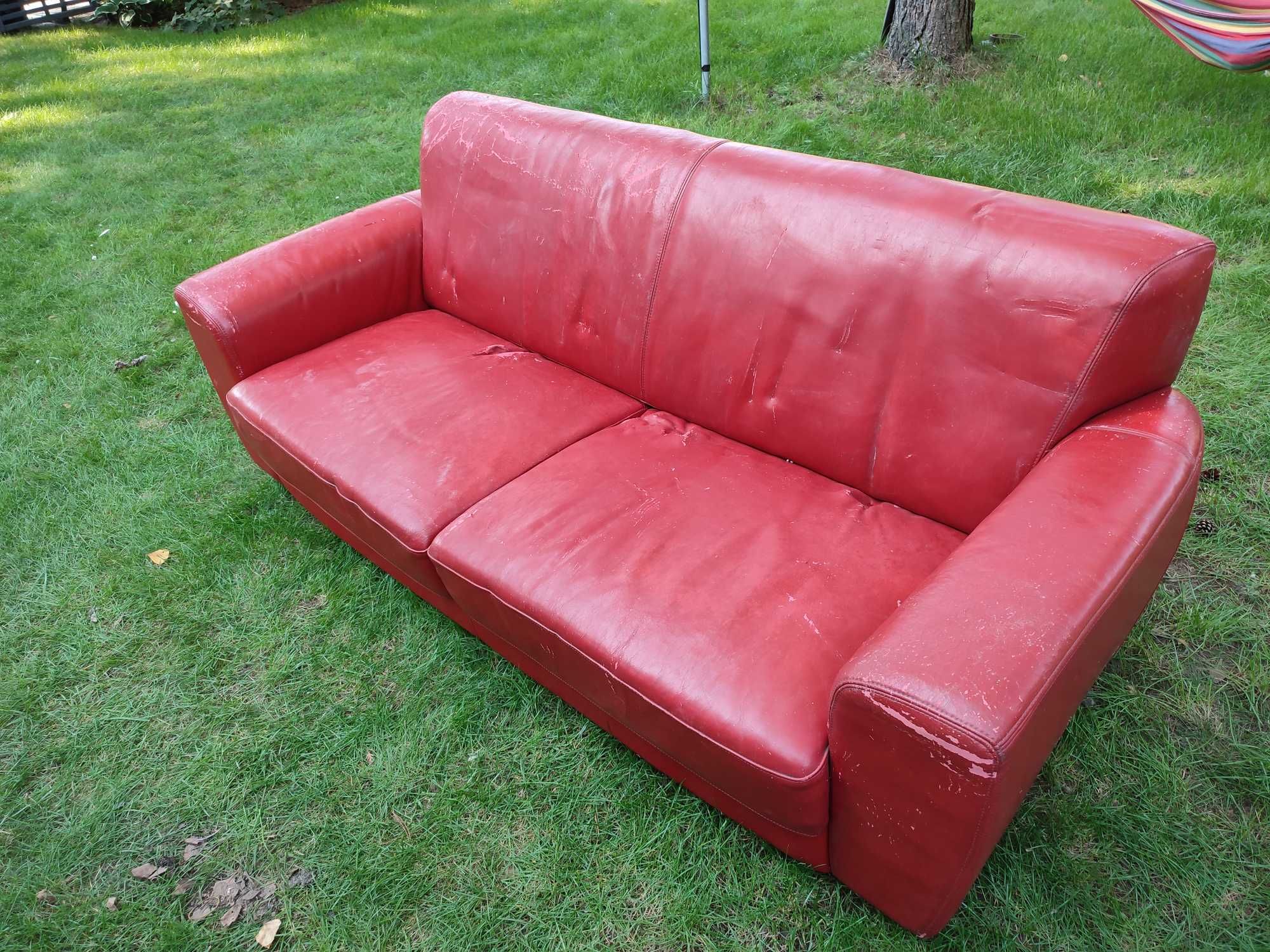 Solidna sofa do renowacji