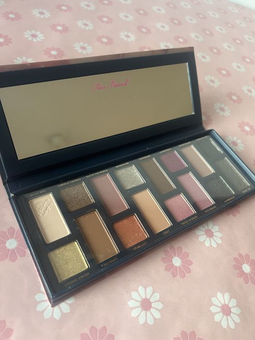 Too Faced Cosmic Crush paletka cieni do powiek