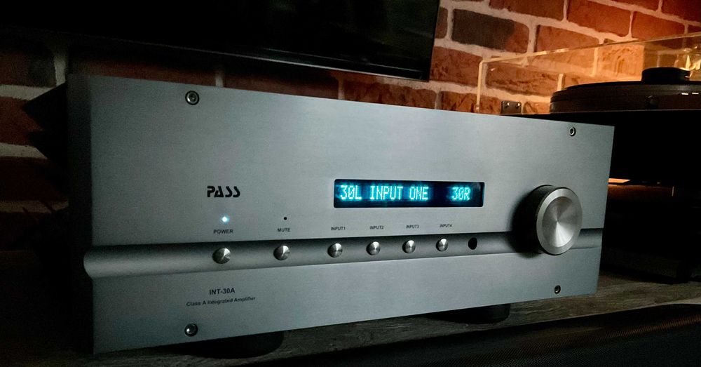 Pass Int-30A wzmacniacz zintegrowany, klasa A od Pass Labs