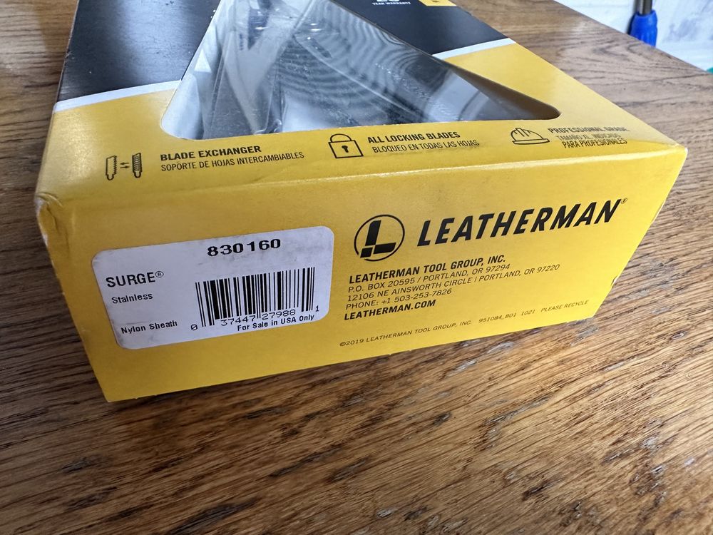 Мультітул Leatherman Surge , Made in USA
