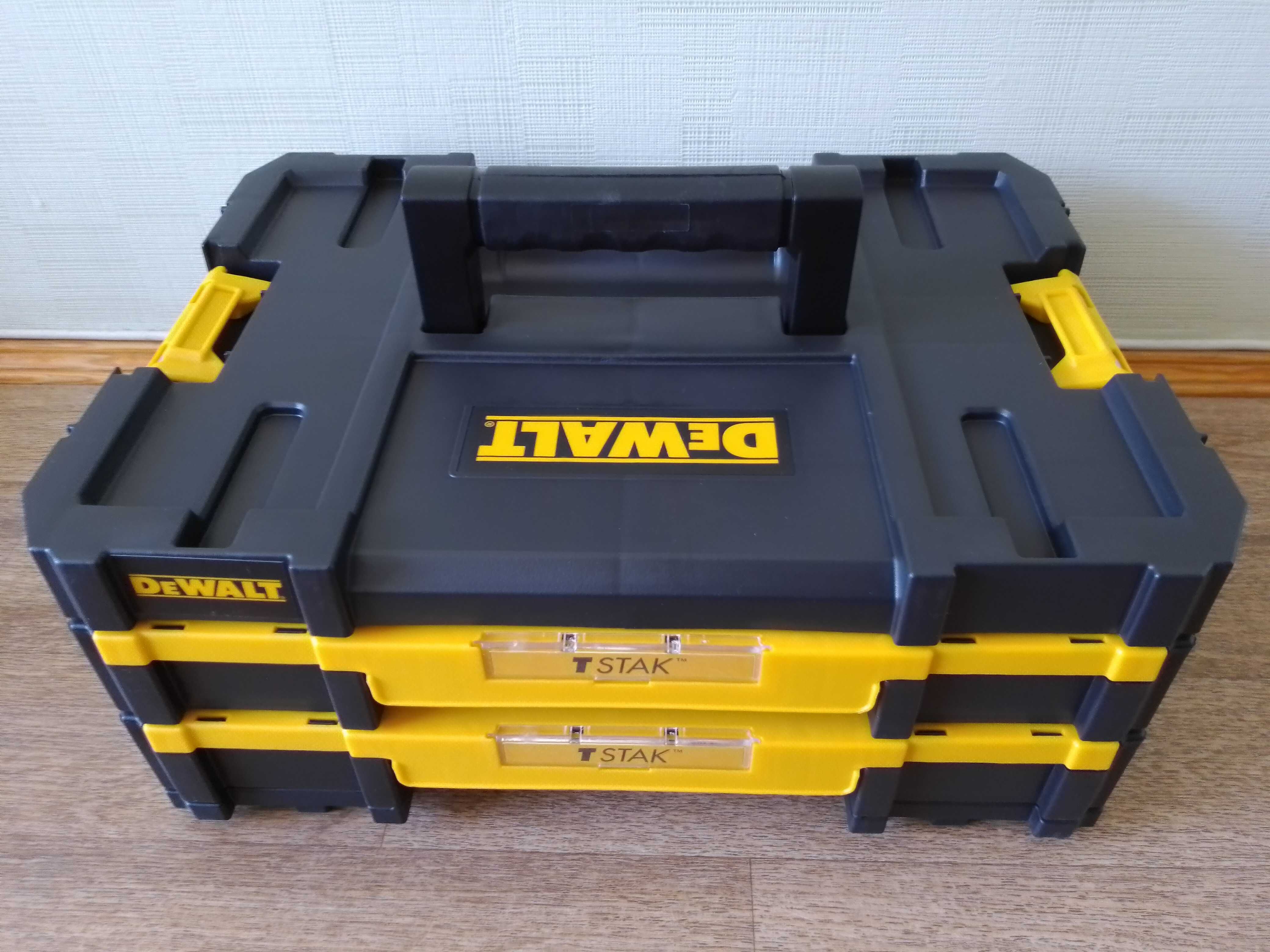 Ящик інструментальний TSTAK DeWALT DWST1-70706