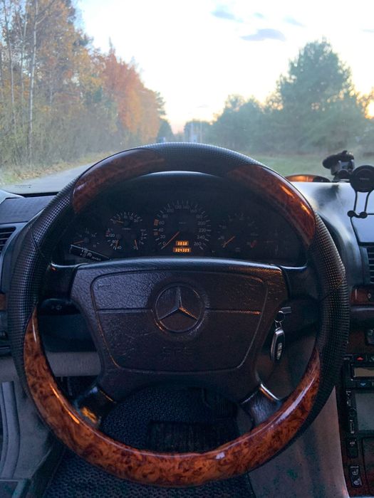 Мерседес S класу W140