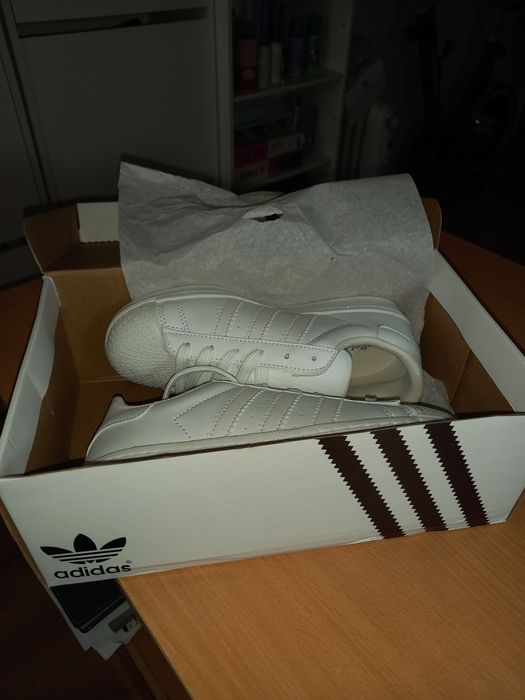 Adidas Superstar