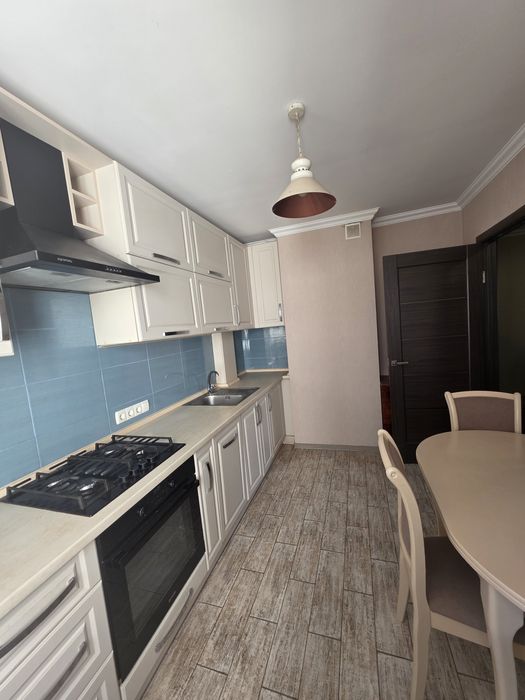 Продаж 3 квартири в центрі міста в повній комплектації