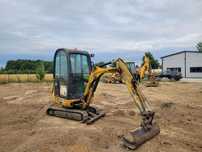 JCB 8016  Jcb 8016 2007r.   4 łyżki  Jeden właściciel od 11lat