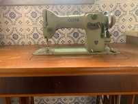 Máquina costura Olívia CL50