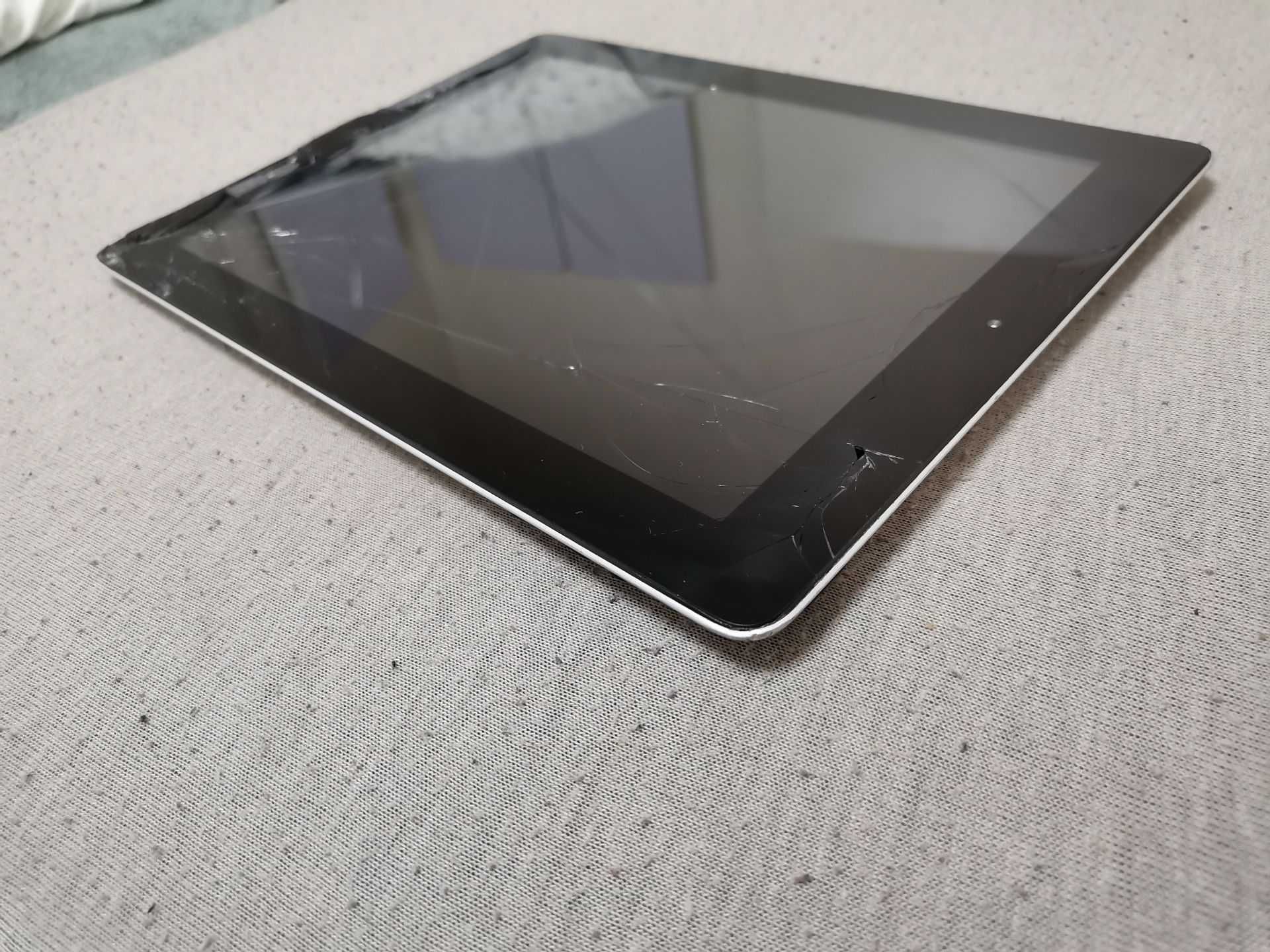 Планшет Apple ipad3 A1416 16gb Wi-Fi