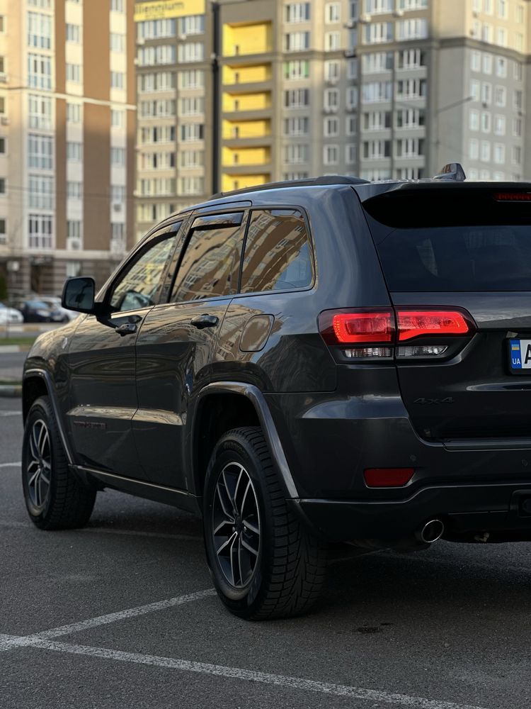 Jeep Grand Cherokee Trailhawk
