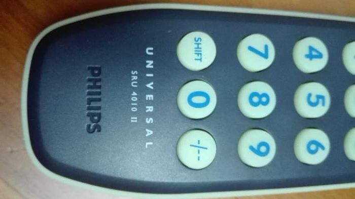 comando universal Philips para TV, DVD e VCR