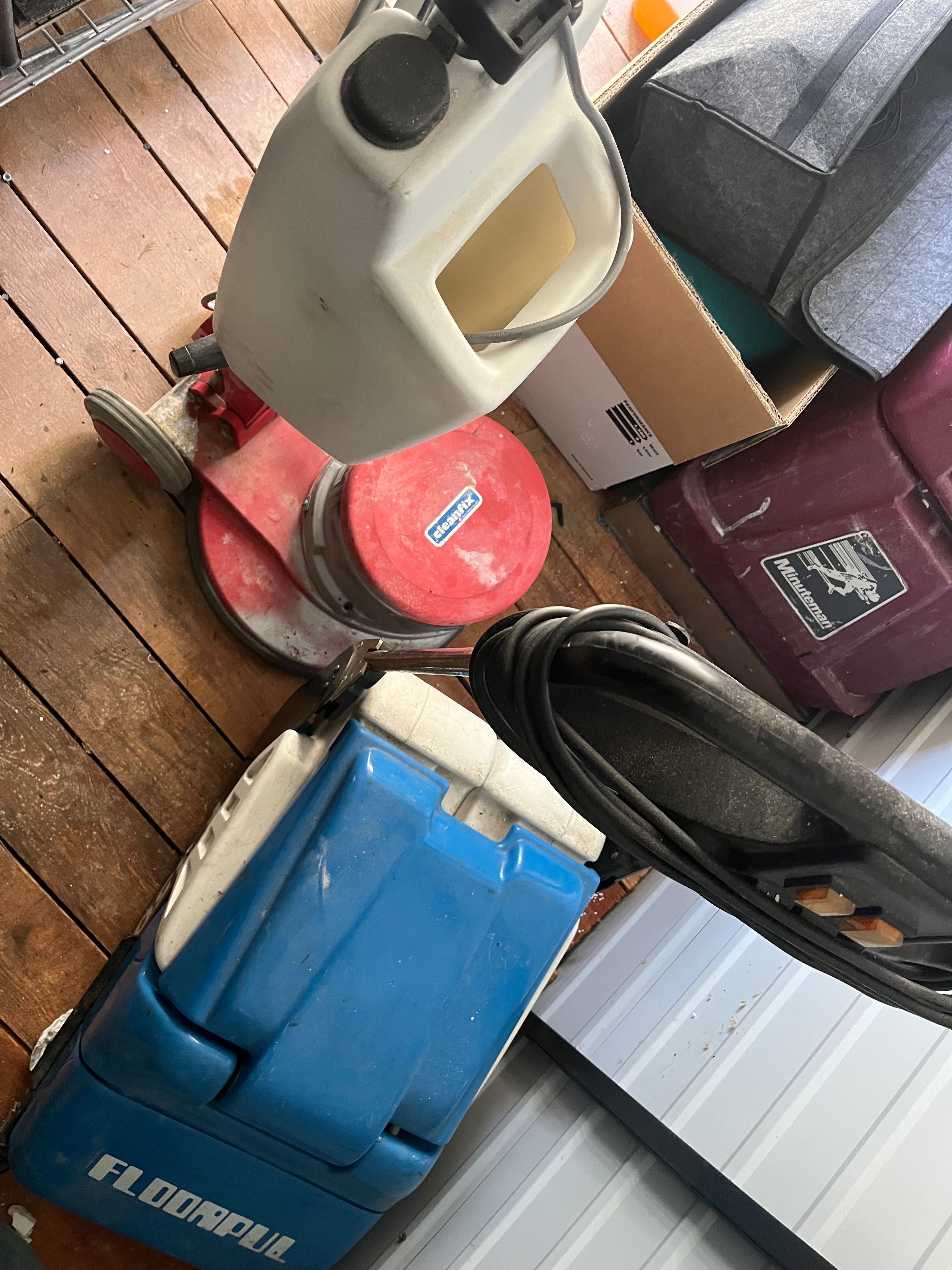 Sprzedam szorowarki cleanfix i flooapul