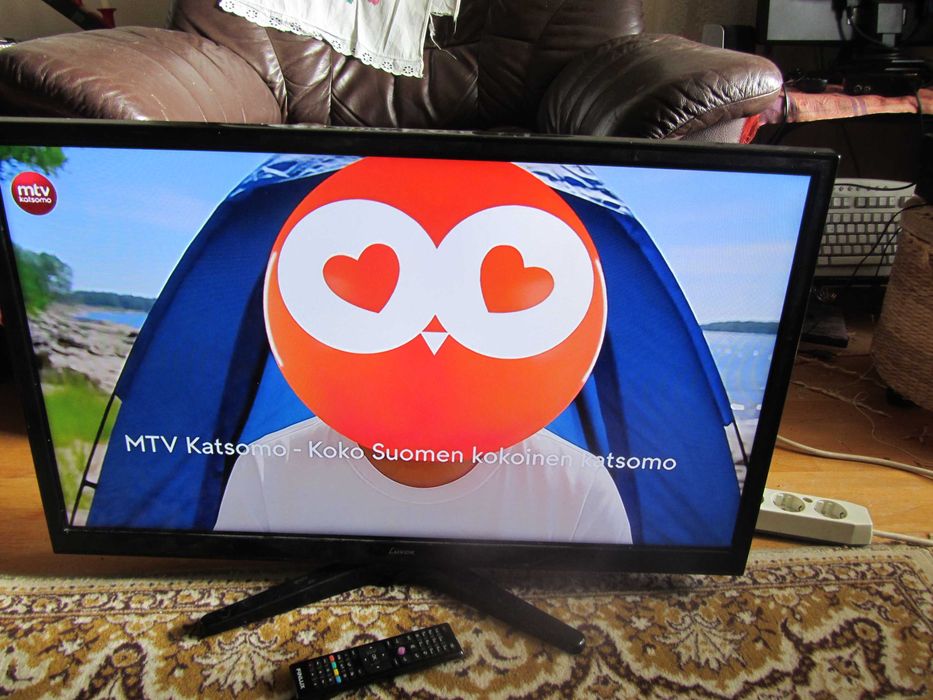 32" Рідкокристалічний телевізор