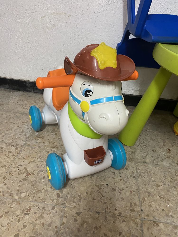 Vendo cavalinho da chicco