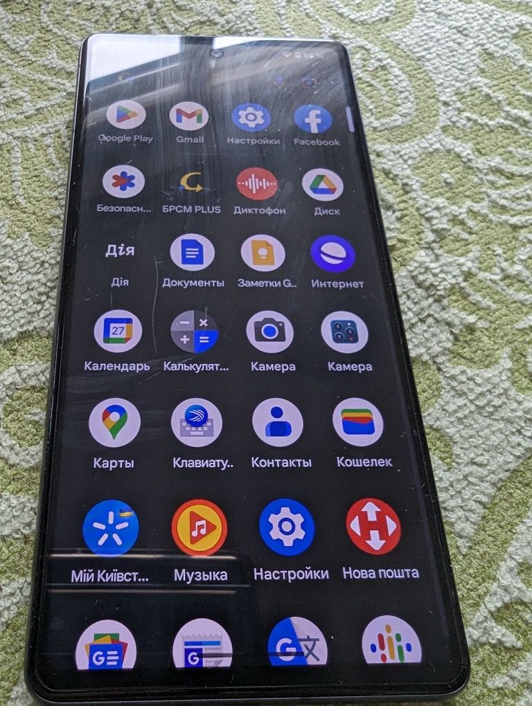 Продам смартфон Google Pixel 7 8/128Gb Obsidian