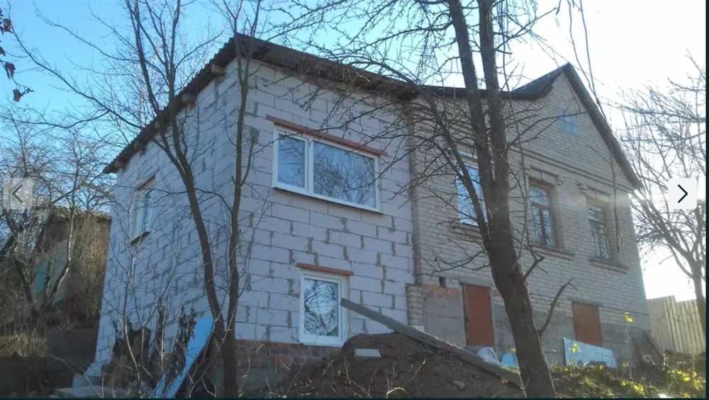 Продам дом дача в Люботине. Тихий район. Круглогодичного проживанияTB