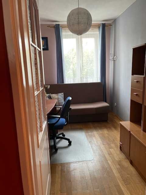 Pokój jednoosobowy dla studentów. LSM ul. J. Sawy.