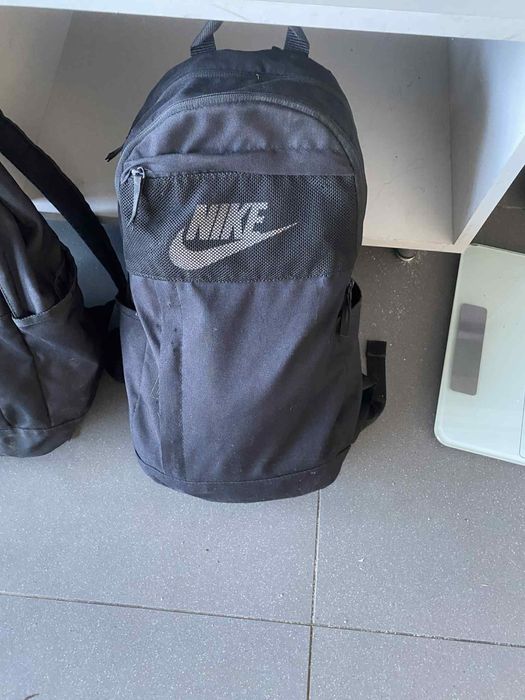Czarny plecak Nike