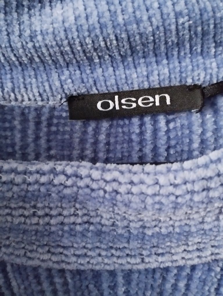 Sweterek niebieski Olsen
