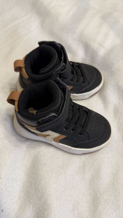 Ботинки Next  21,5 размер