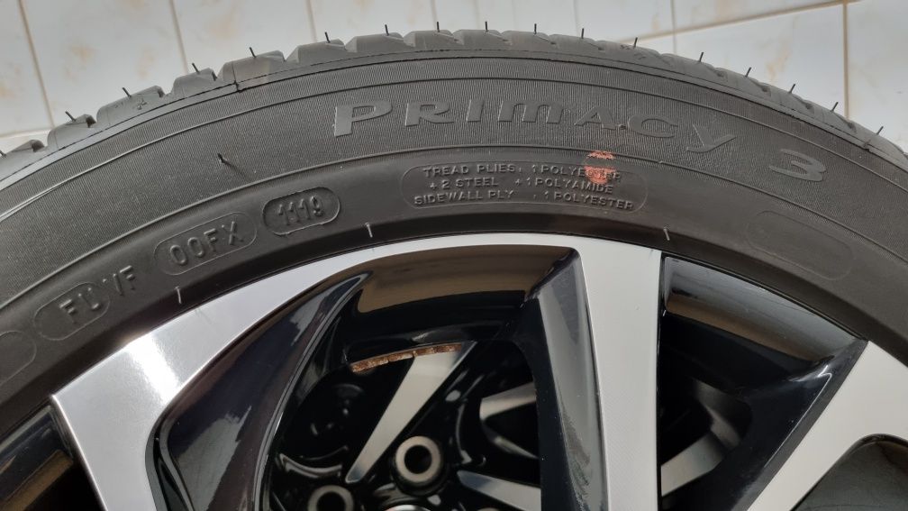 Koła letnie 18" Toyota C-HR 5x114,3 ET50 opony 225/50 R18 Michelin