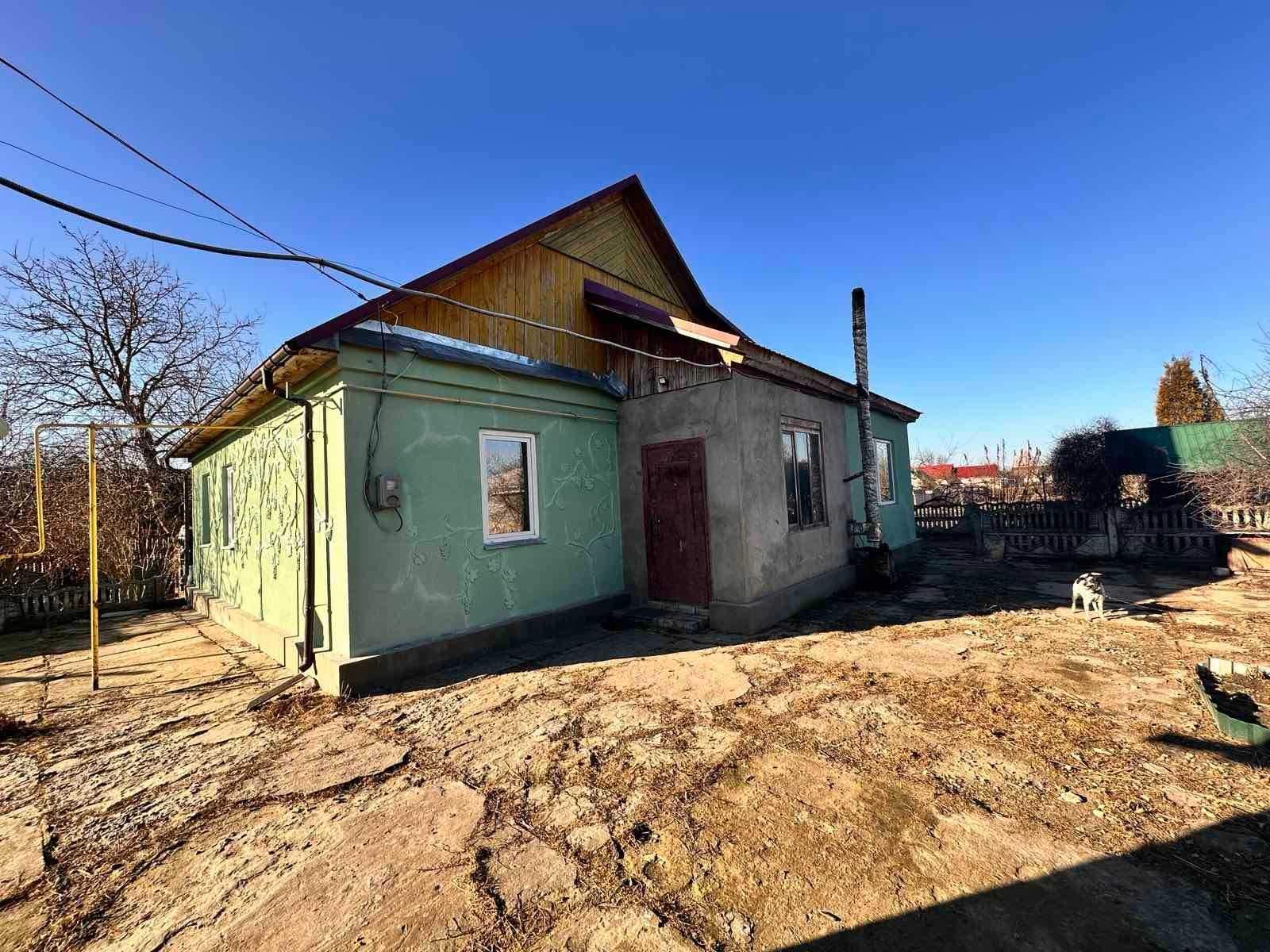 Продам будинок в передмісті