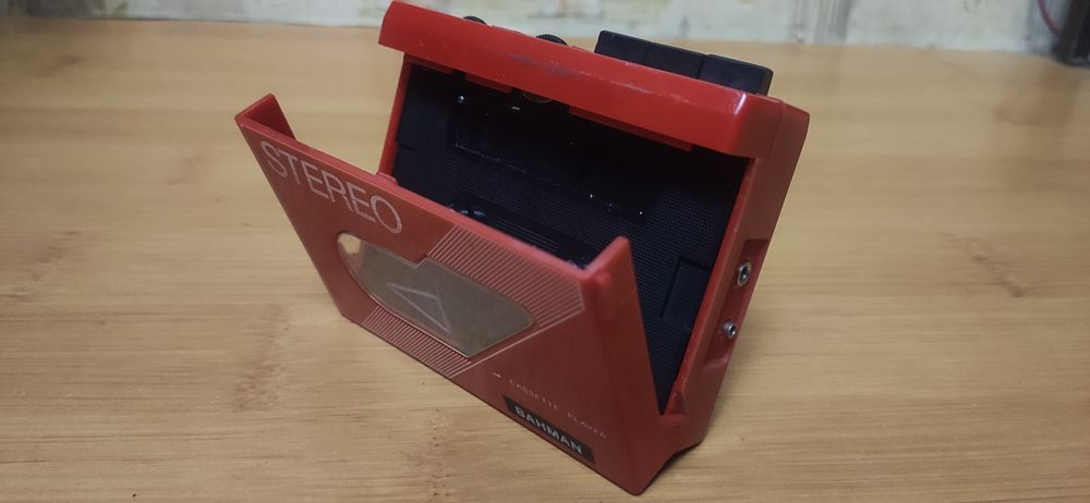 Тюнер супутниковий