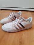 Buty Adidas, białe, metaliczne różowe paski