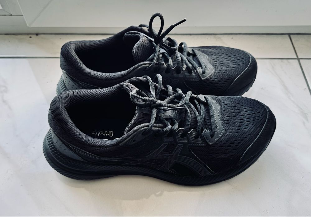 Кросівки чоловічі asics gel-contend 8