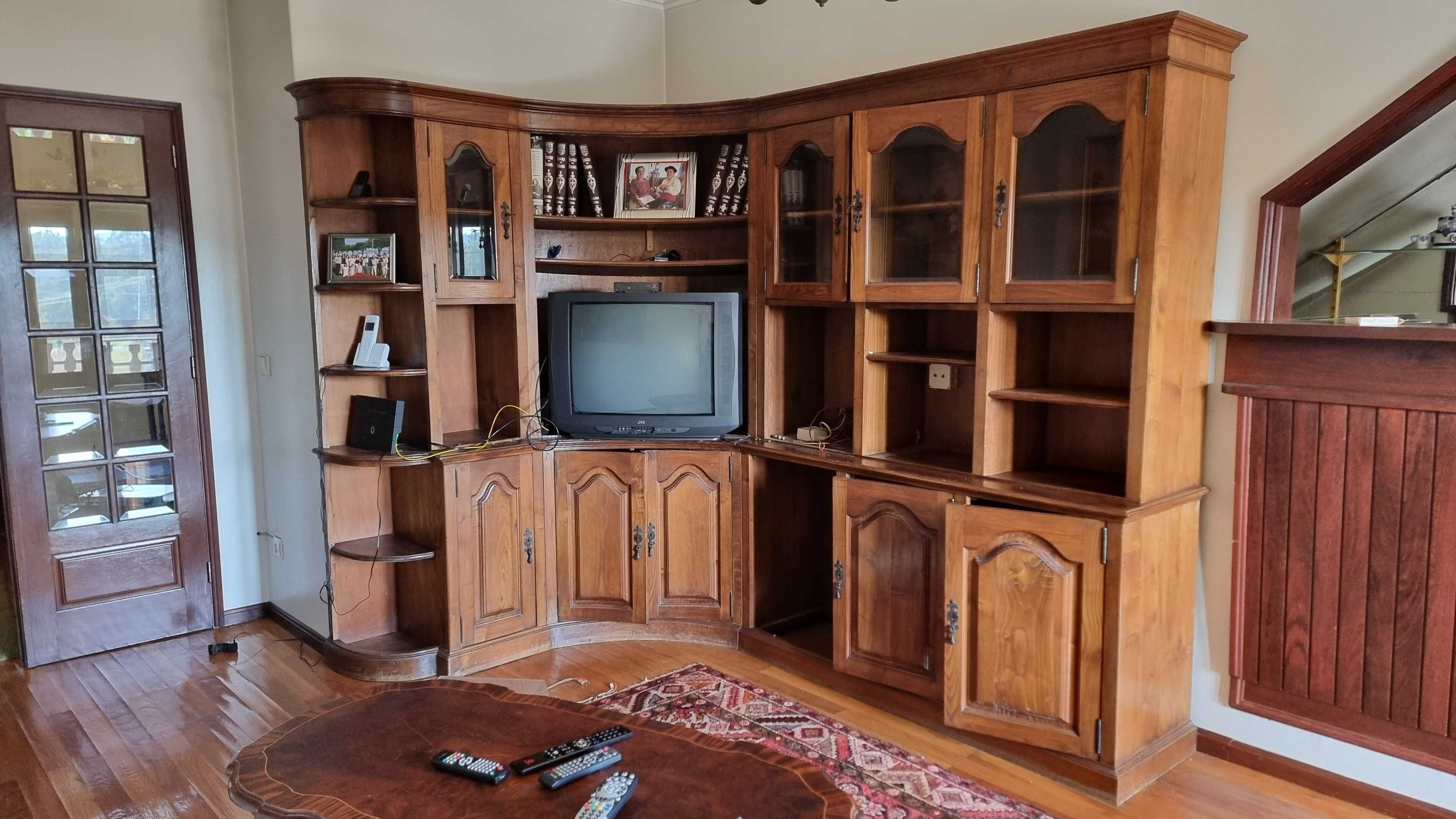 Móvel estante de sala