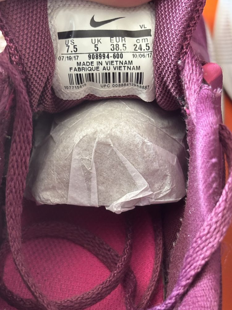 Кросівки Nike running жіночі (38,5р.)