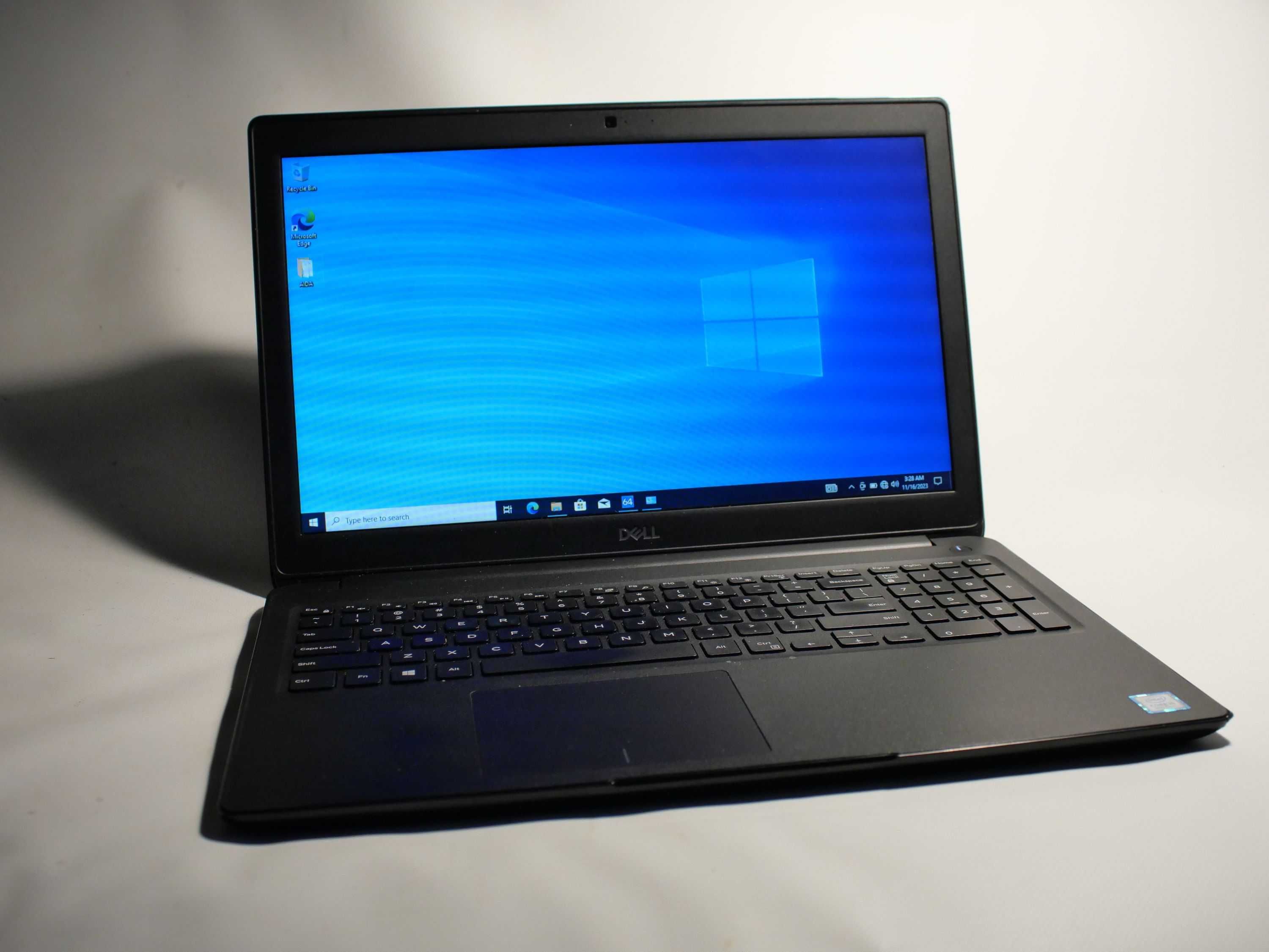 Dell Latitude 3500 i5-8265U 14" HD 16 Gb Ram 120Gb SSD 10 годин