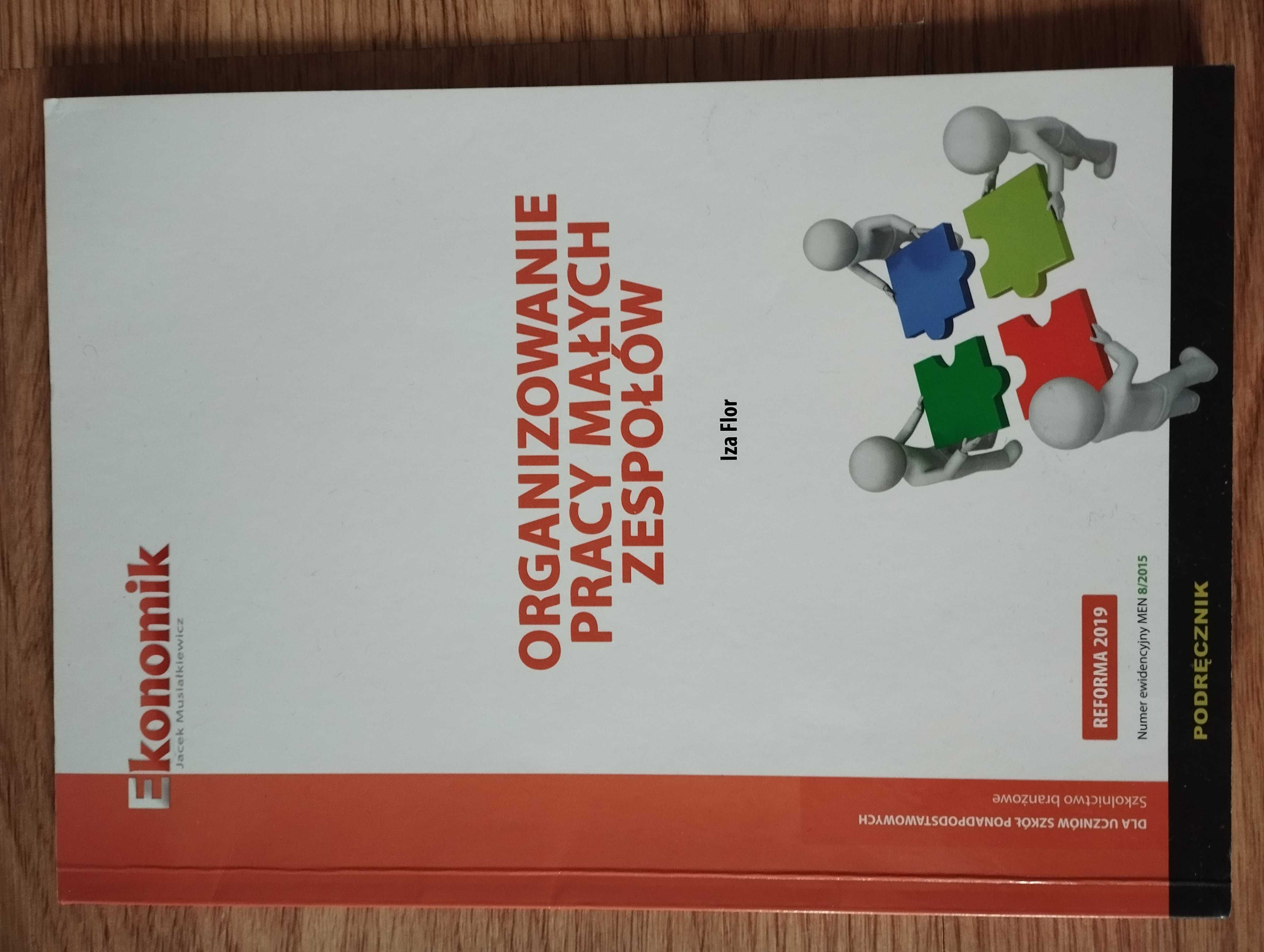 Podręcznik - Organizowanie pracy małych zespołów