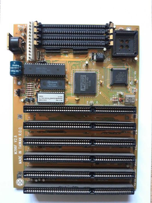 Płyta główna 386 z procesorem INTEL 386SX-40 PCChips M396F
