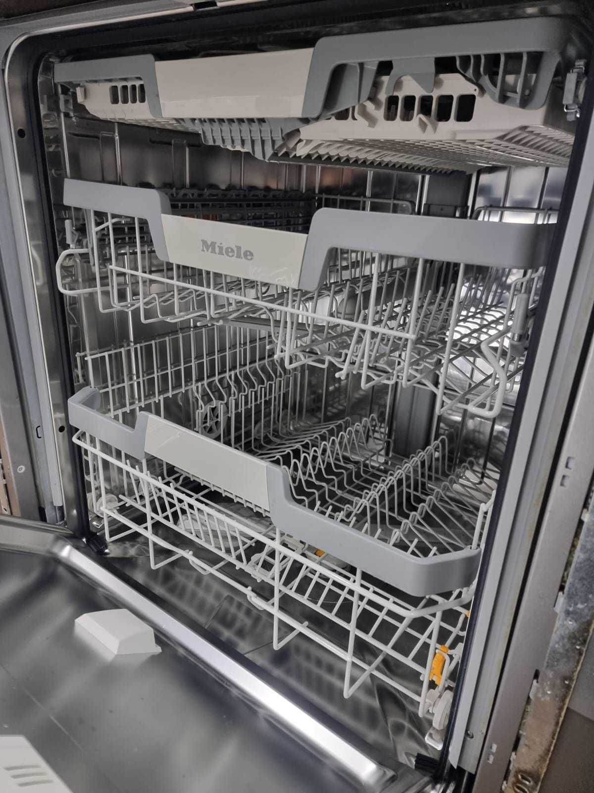 Zmywarka podblatowa Miele G 7110 SCi, AutoDos, PowerDisk, menu PL