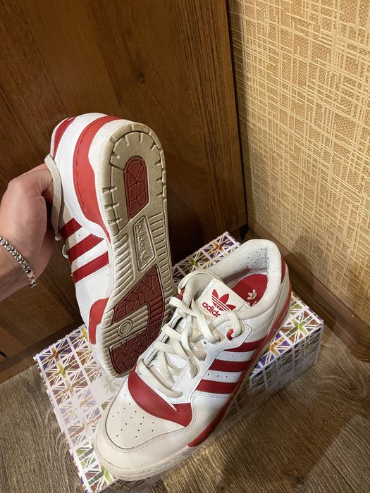 Кросвіки Adidas в нормальному стані. Розмір 43