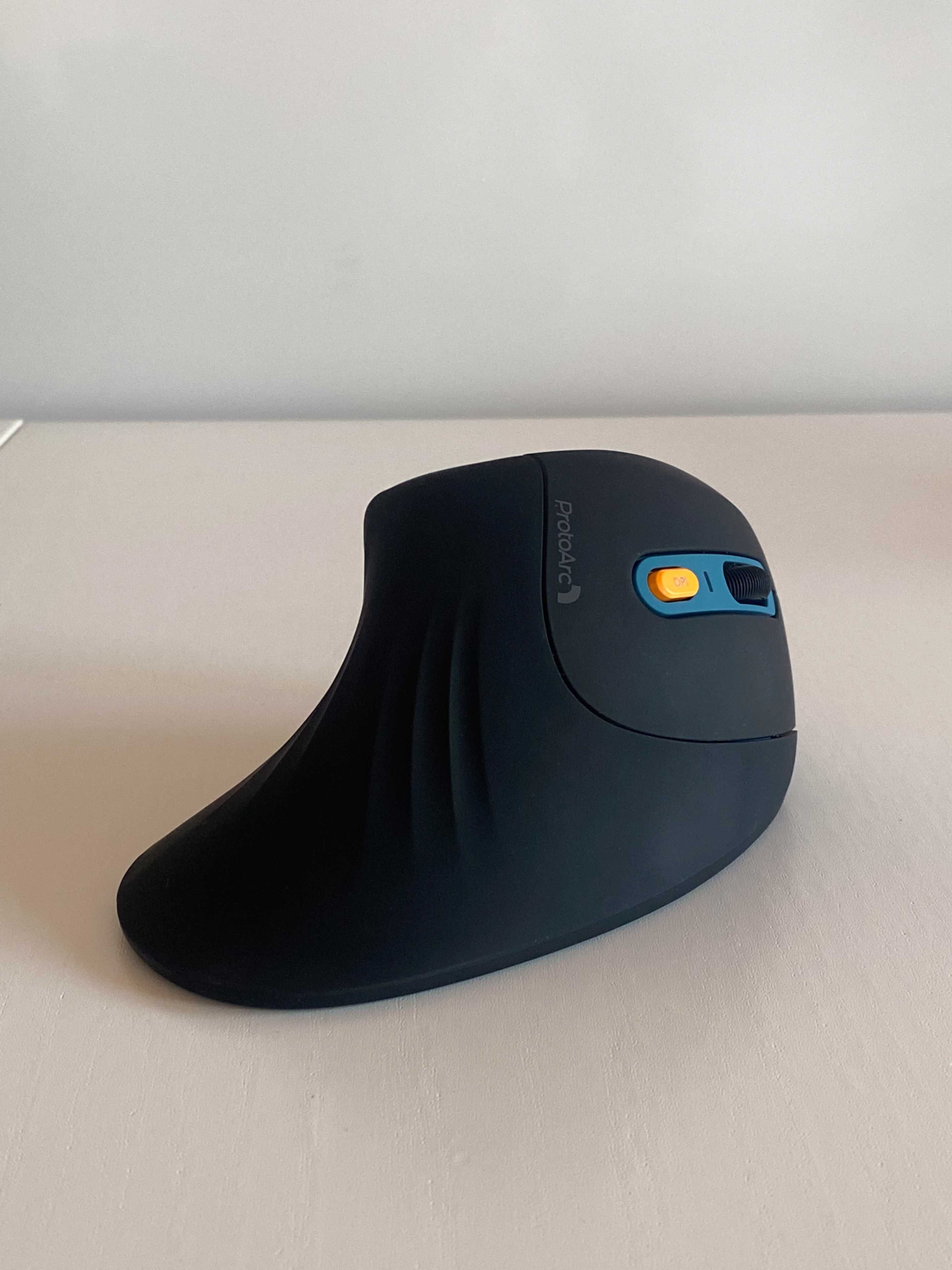 Rato Ergonómico ProtoArc Sem Fios