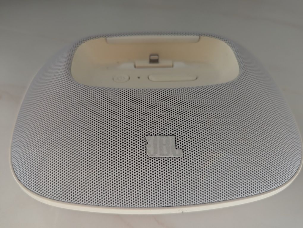 JBL On Beat Mini портативна док-станція