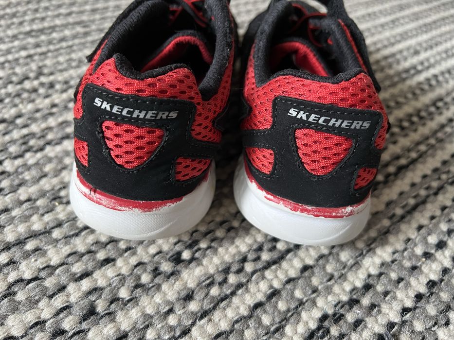 Кросовки Skechers 32