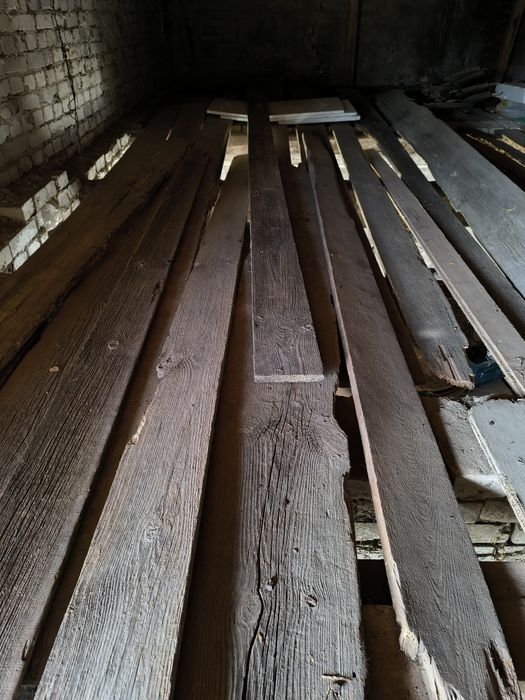 Stare deski ze stodoły, ładna stara faktura, suche , długie