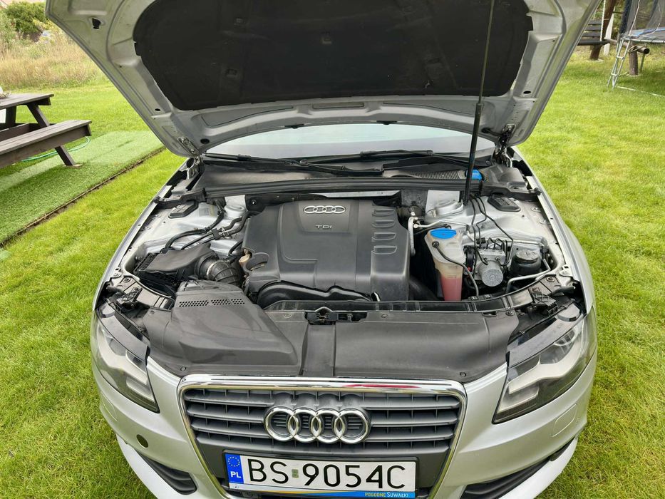 Sprzedam Audi A4 B8 2.0 TDI 2010 rok