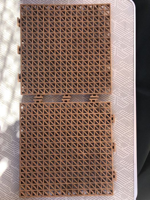 Estrado de encaixe PVC para o exterior