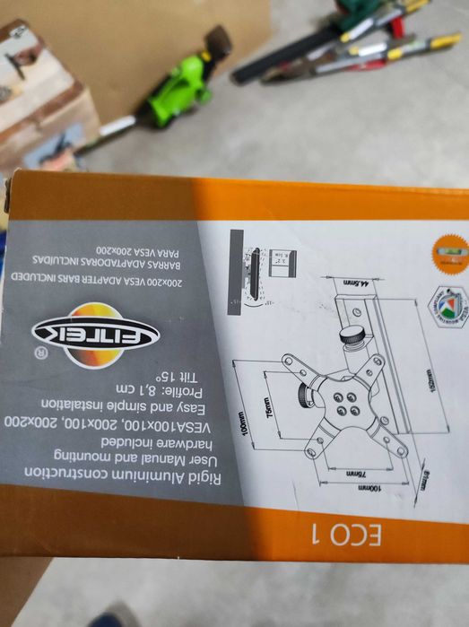 Vários artigos para desocupar