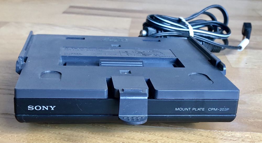 SONY Discman Mount Plate CPM-203P M2 uchwyt samochodowy CD Walkman 12V