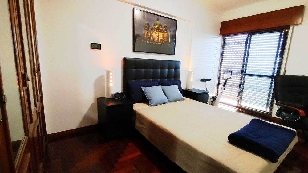 Quarto c/ AC, despesas incluídas