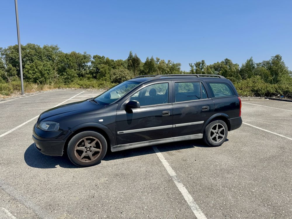 Opel astra caravan 1.4 16V