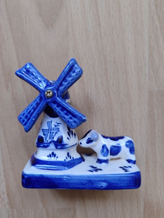 Фарфоровая Мельничка Дельф
