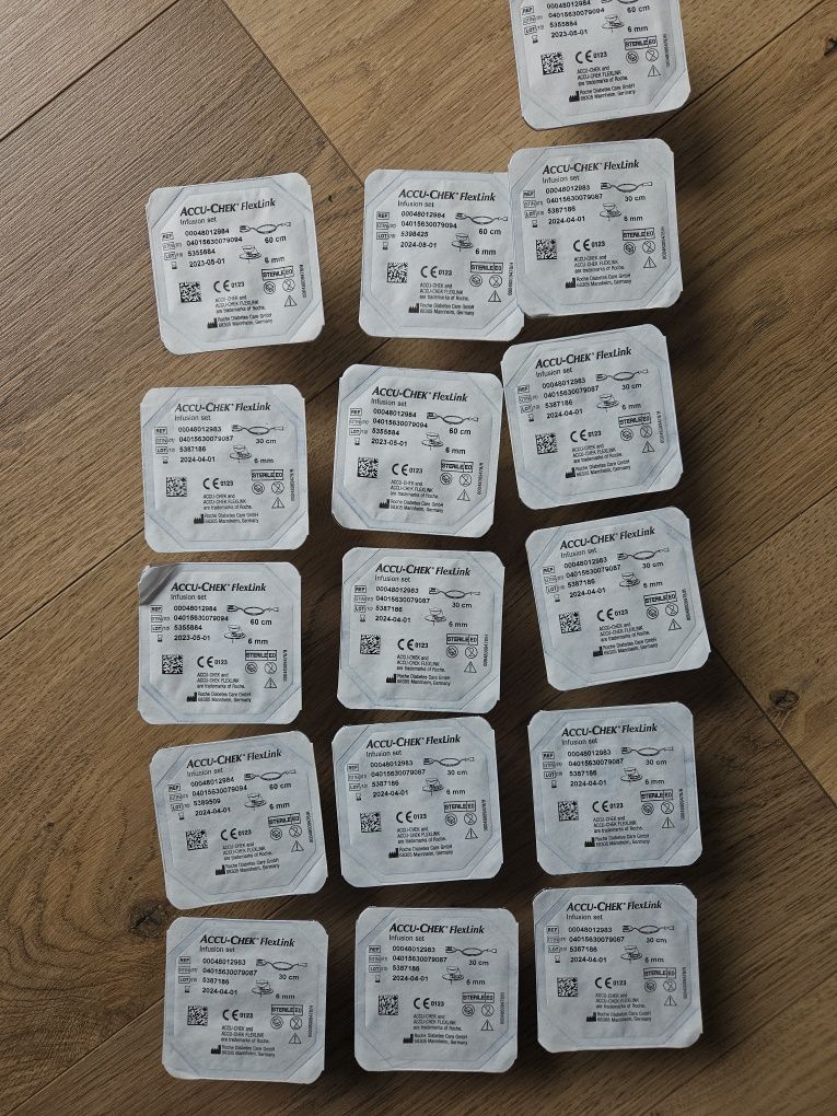 Sprzedam pompę insulinową ACCU CHECK