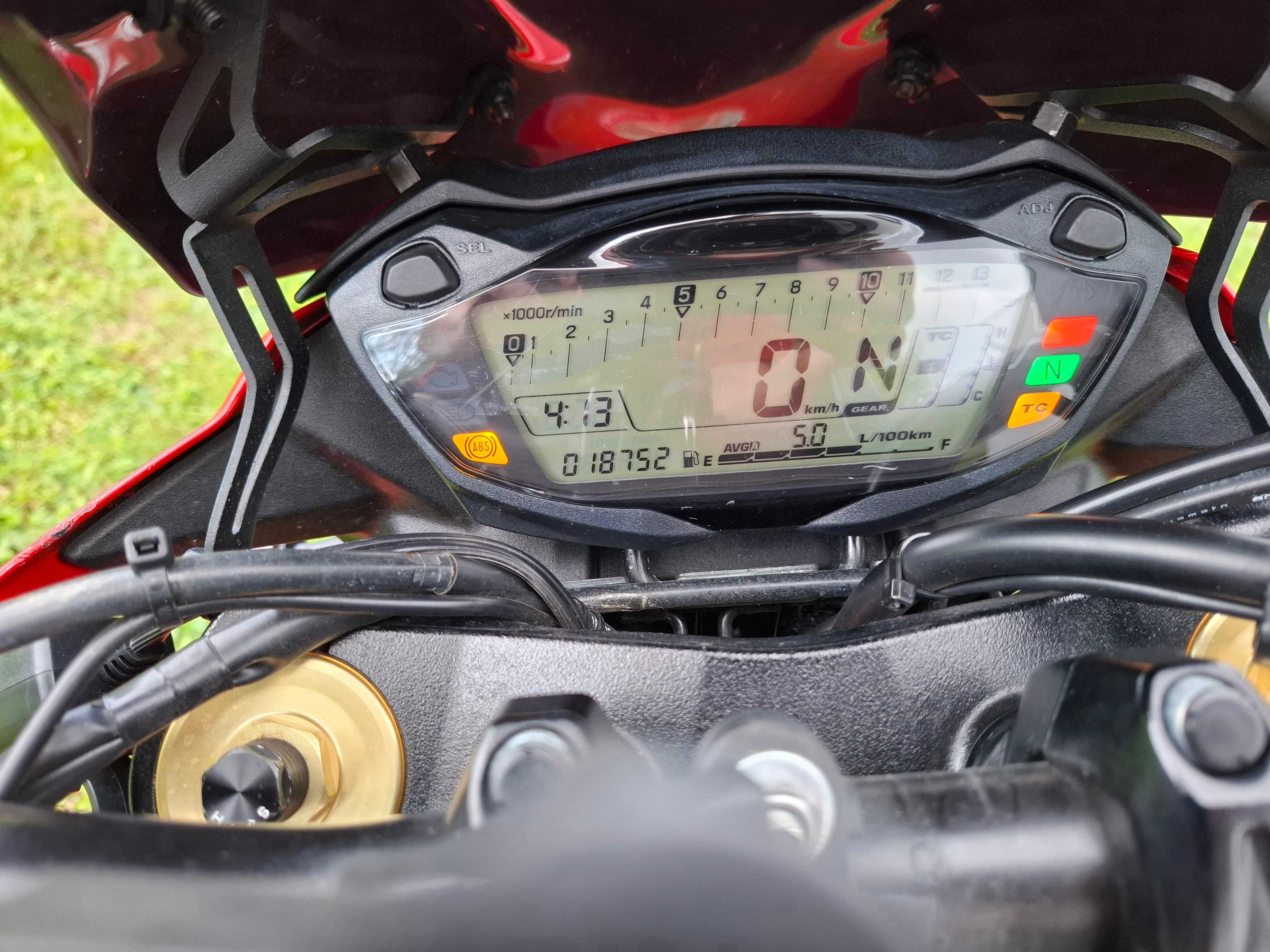 Suzuki GSX-S 750 Yoshimura