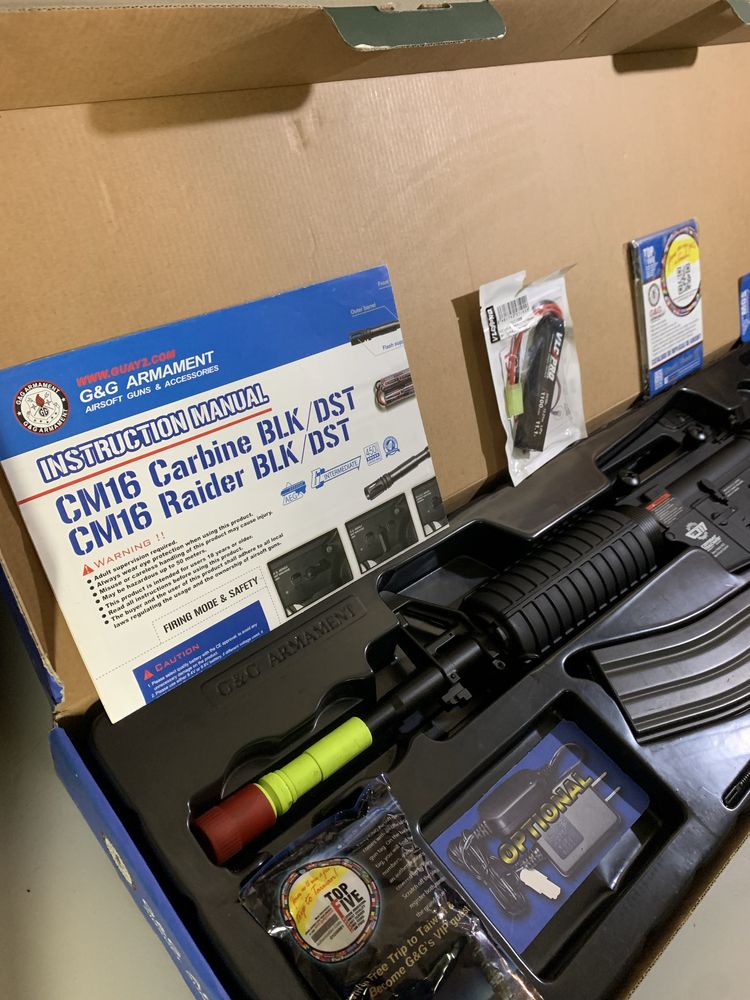 Arma/Réplica Airsoft AEG - CM16 /M4A1 G&G NOVA EM CAIXA + ACESSÓRIOS +