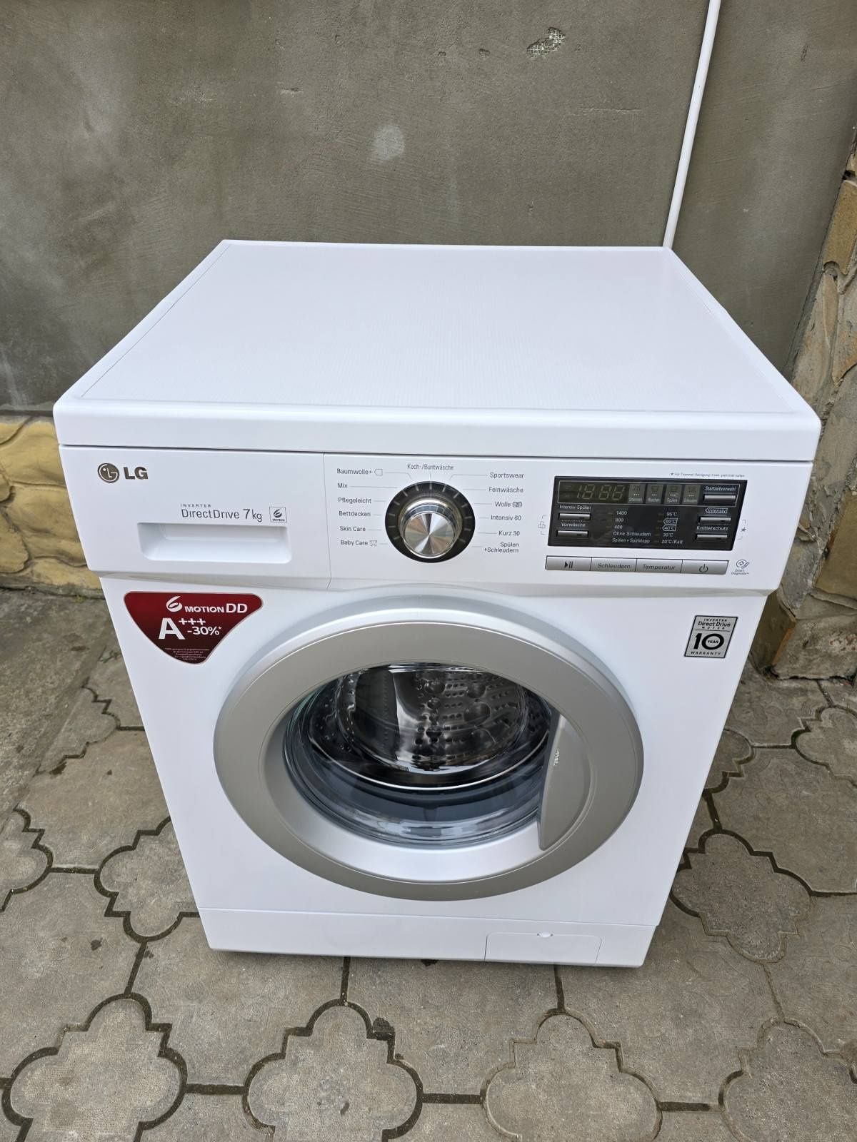 Пральна машина LG DirectDrive на 7кг  F1496QD1H