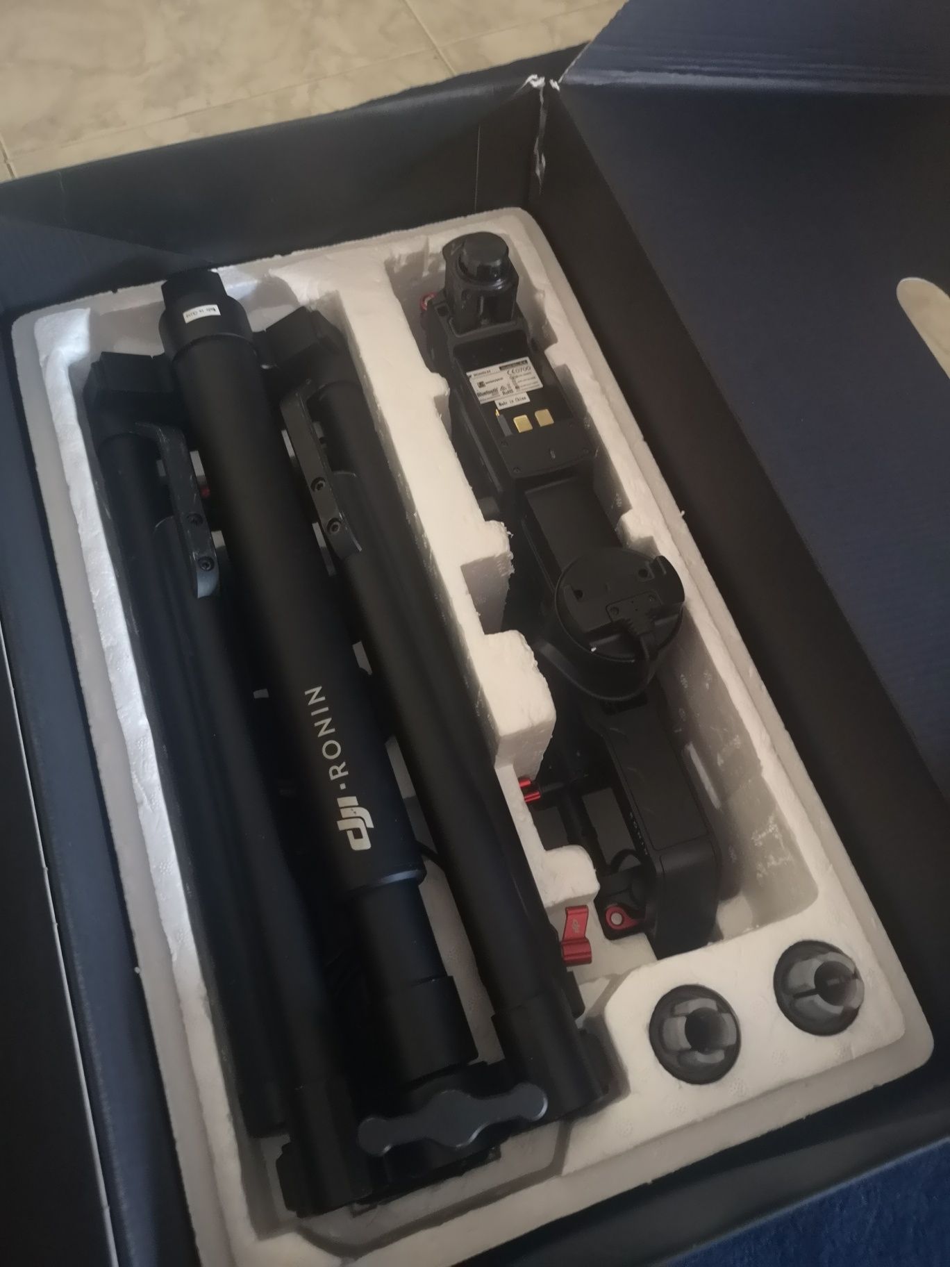 Dji ronin-m + thumb controller + extension rods + acessórios